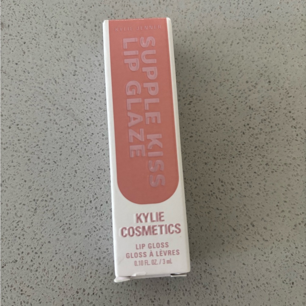 Kylie Cosmetics Supple kiss lip glaze